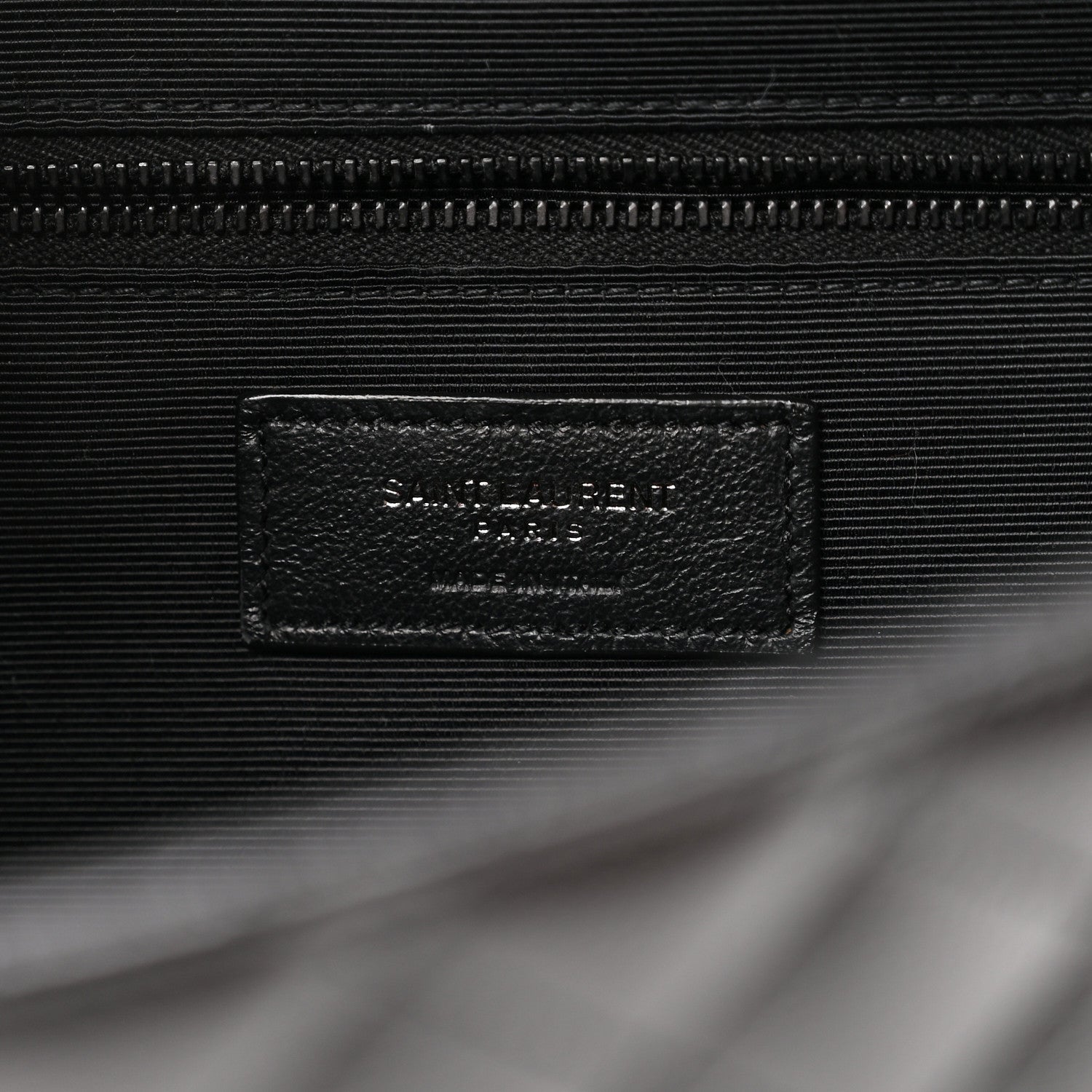 Saint Laurent Grain De Poudre Textured Mixed Matelasse Large Triquilt Monogram Monochrome Satchel Black 7 of 10