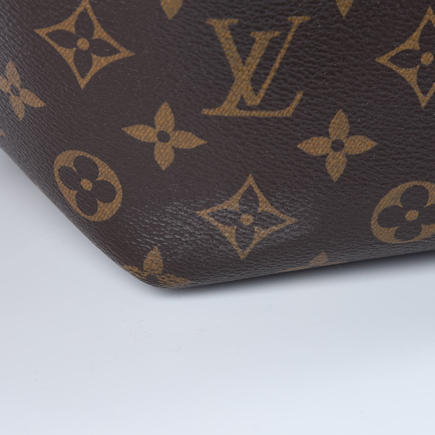Louis Vuitton Monogram Turenne MM 11 of 15