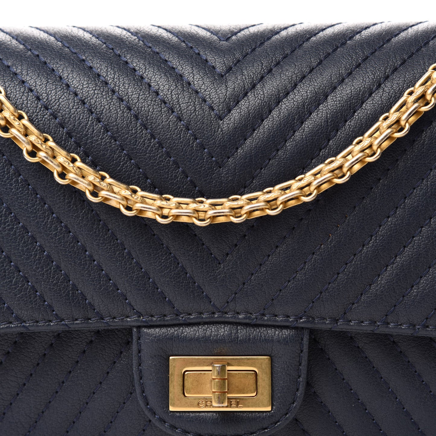 Sheepskin Chevron Quilted 2.55 Reissue 225 Flap Navy Blue