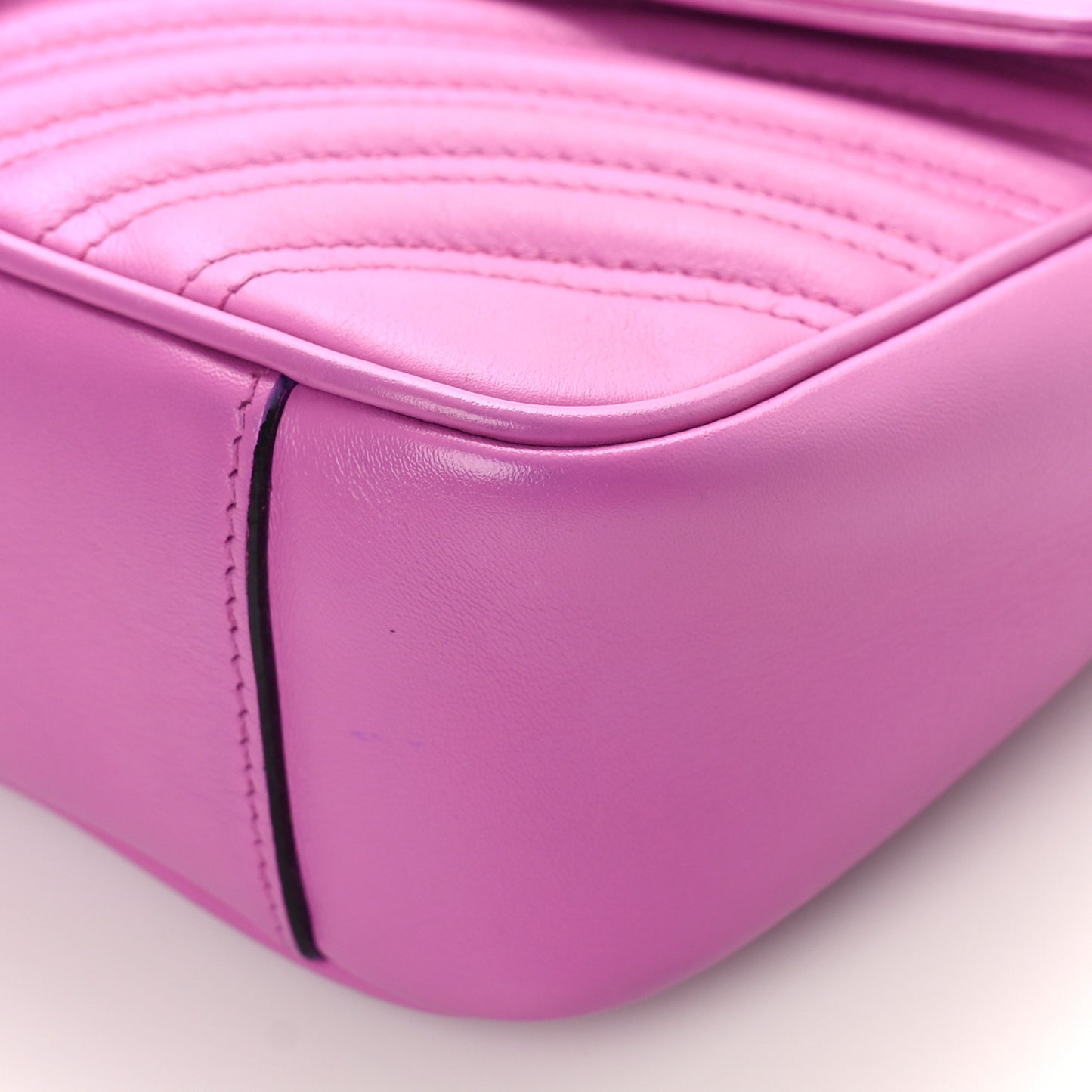 Calfskin Matelasse Small GG Marmont Shoulder Bag Candy Mousse