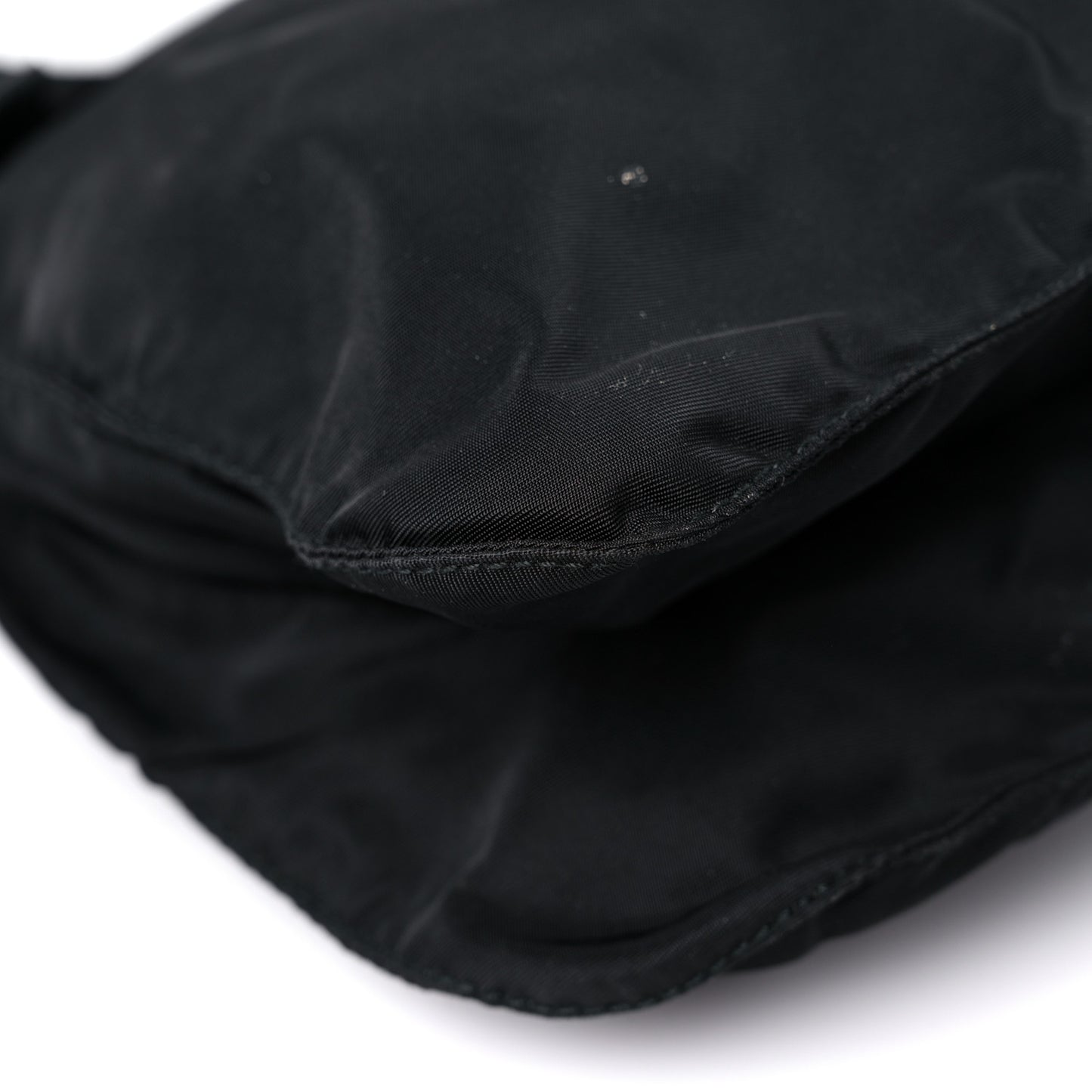 Tessuto Nylon Saffiano Flat Messenger Bag Black