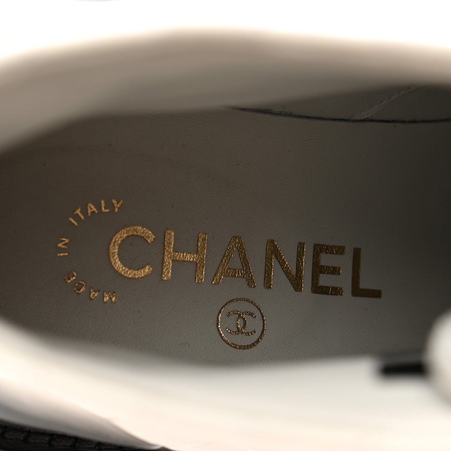 Chanel Shiny Goatskin Calfskin Quilted Lace Up Combat Boots 36 White Black 6 of 12