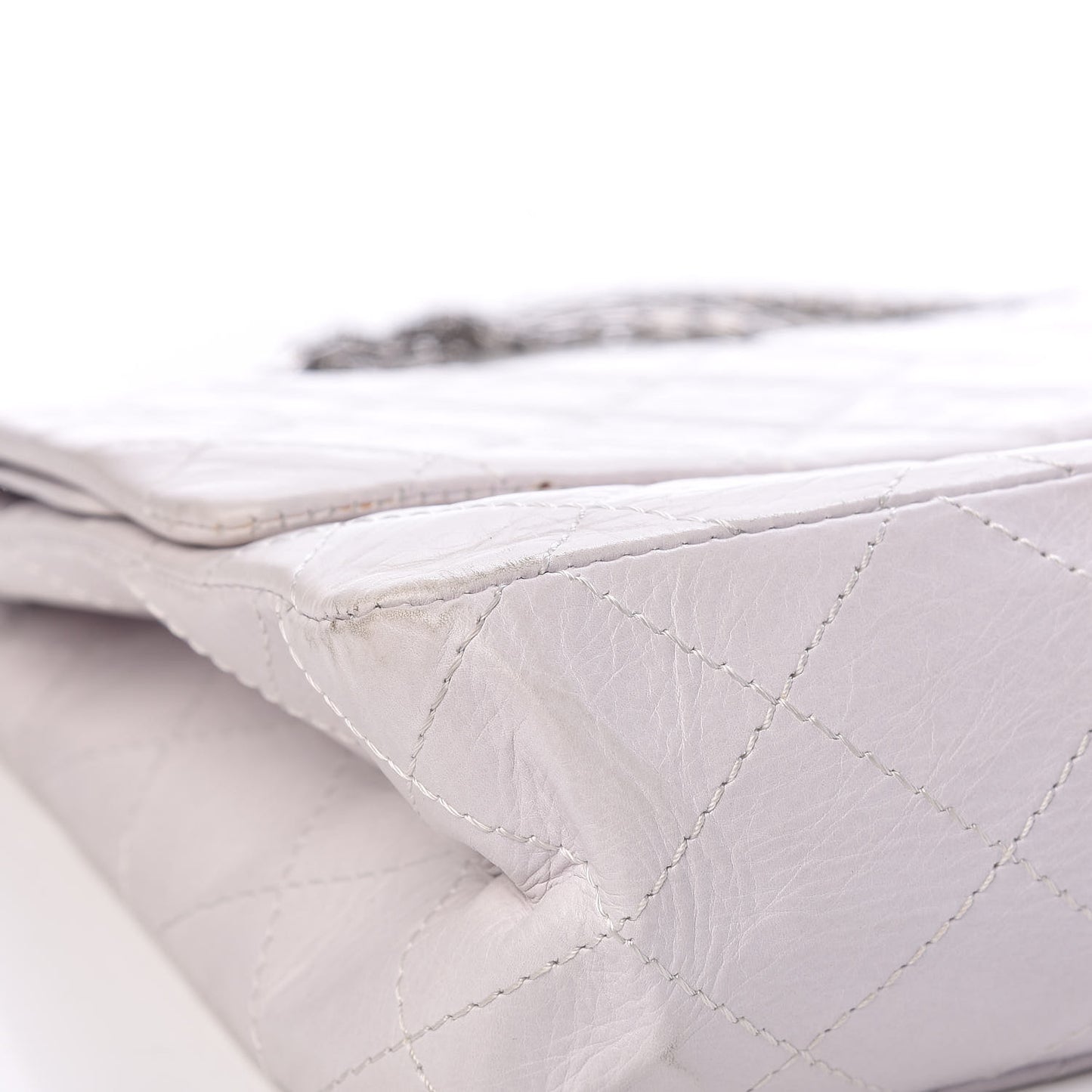 Aged Calfskin Quilted 50th Anniversary 2.55 Reissue 228 Flap White