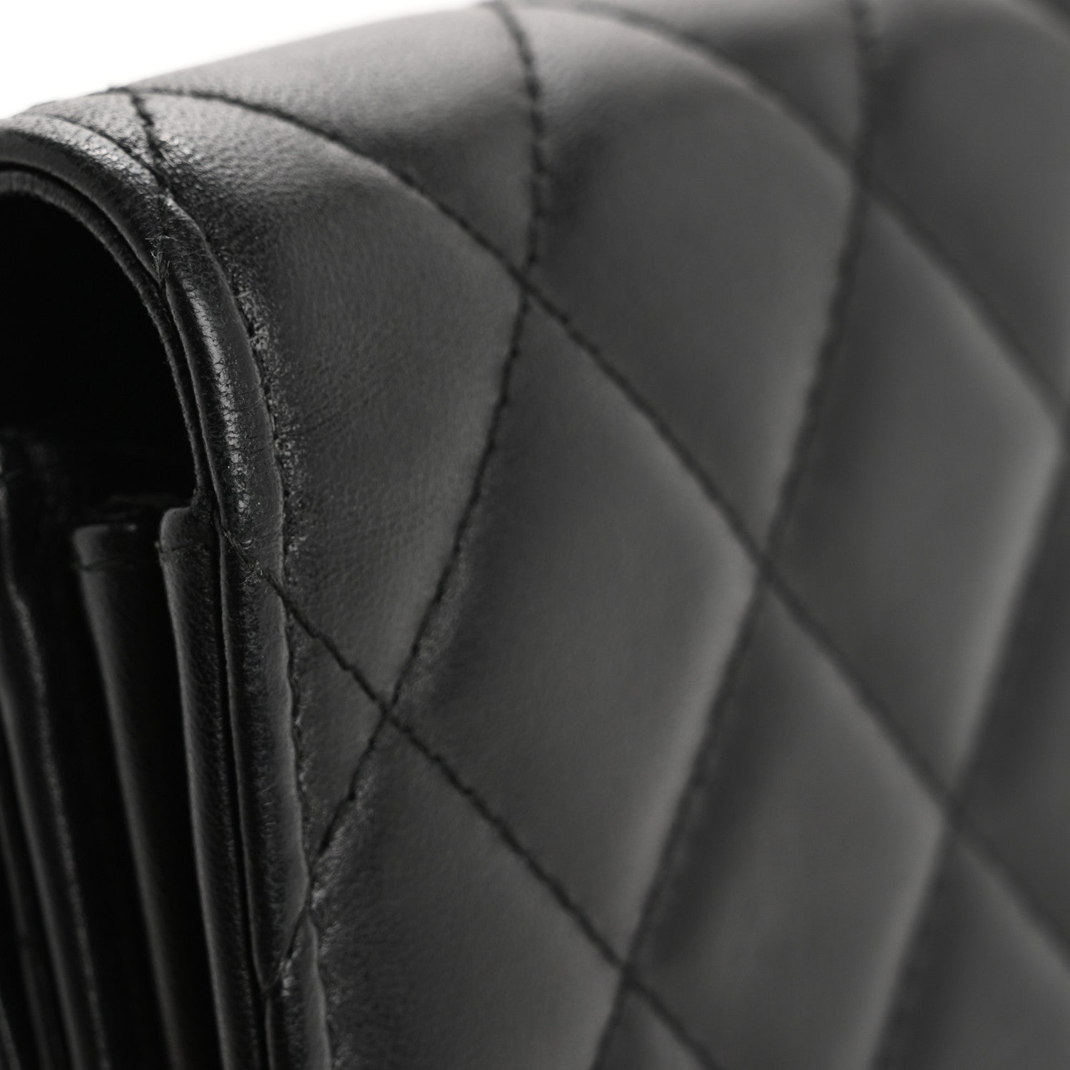 Chanel Lambskin Quilted CC Chic Gusset Wallet Black 17 of 18