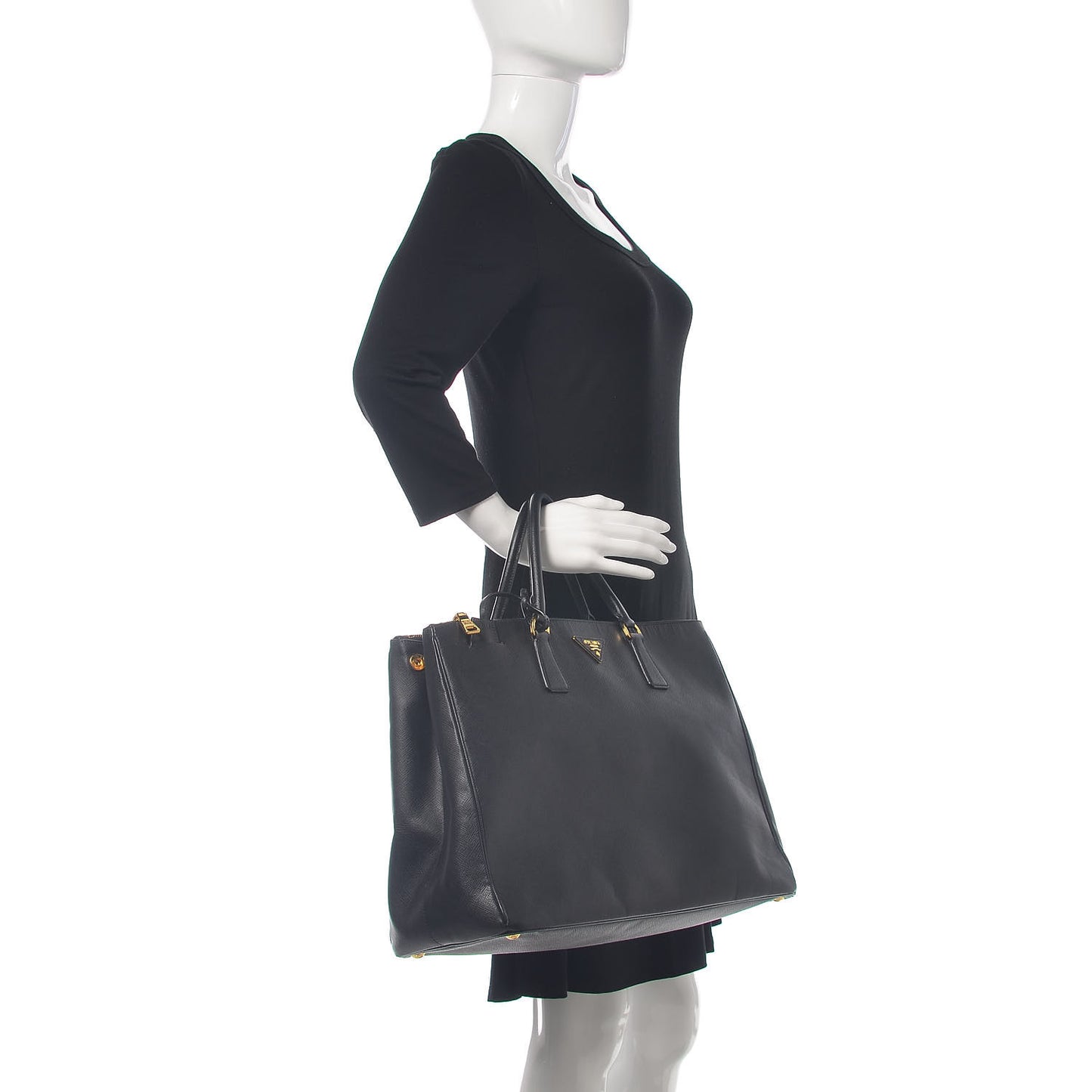 Saffiano Lux Extra Large Galleria Double Zip Tote Black