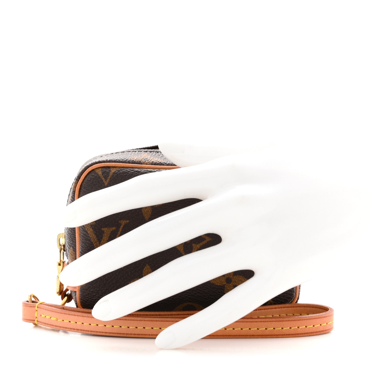 Louis Vuitton Monogram Wapity 2 of 7