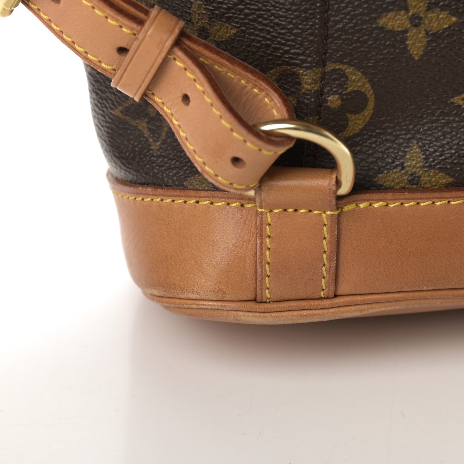 Louis Vuitton Monogram Montsouris MM Backpack 13 of 17