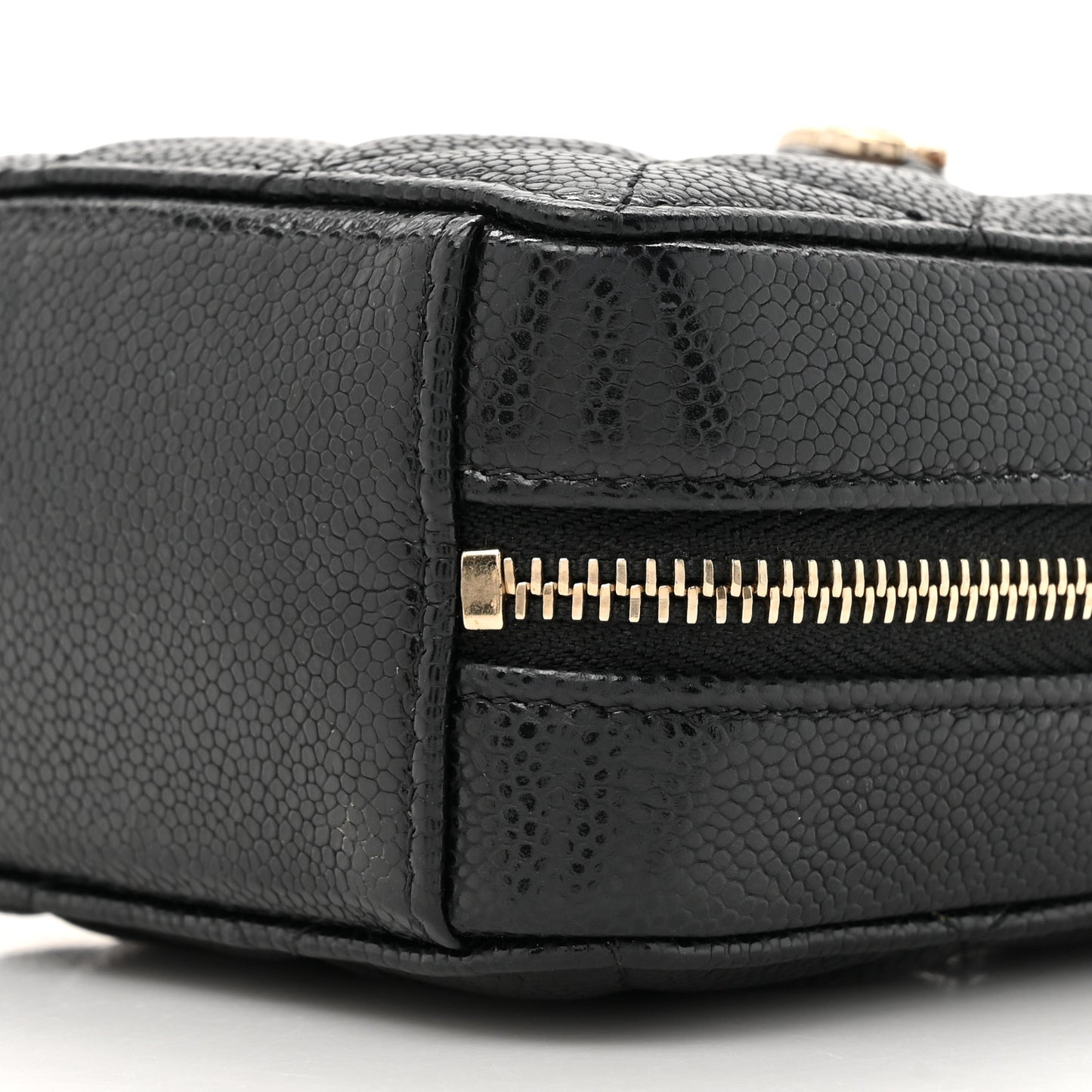 Caviar Quilted Clutch With Chain Black