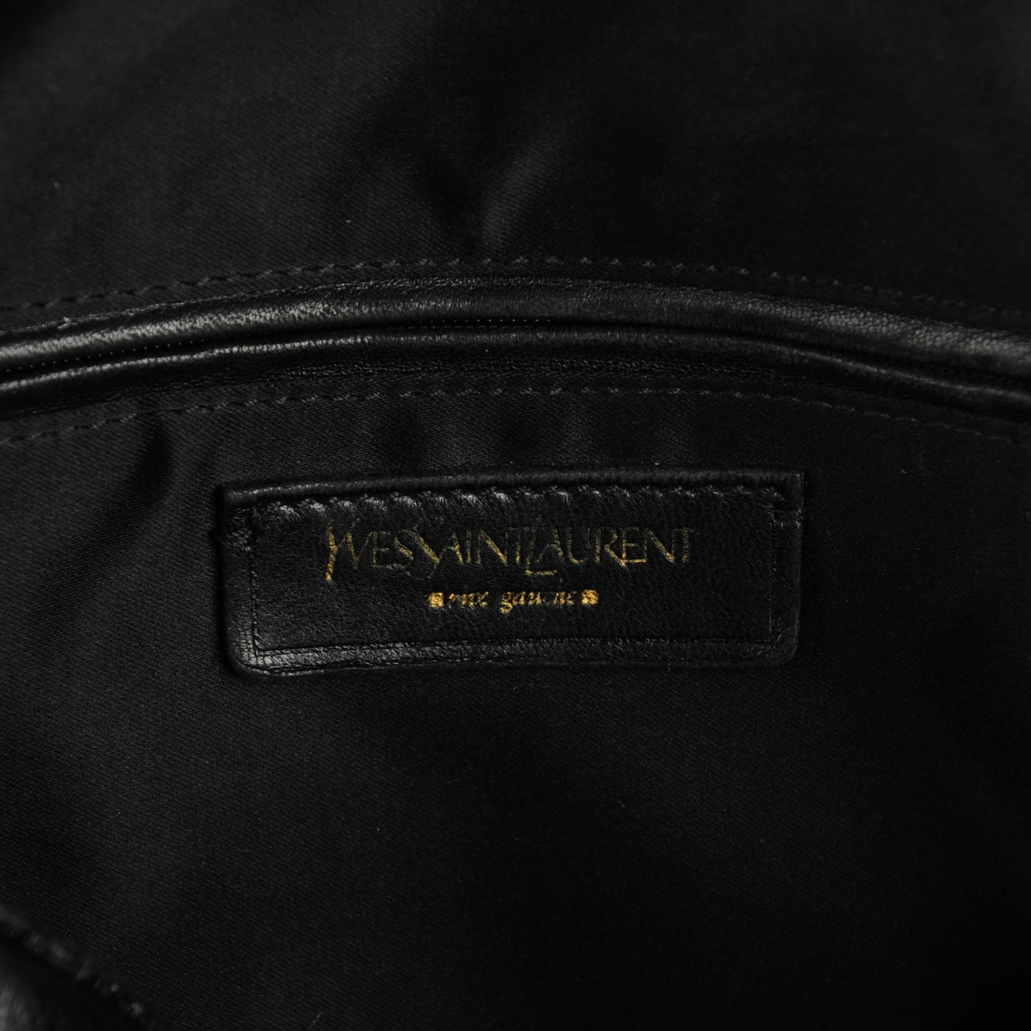 Calfskin Medium Muse Black