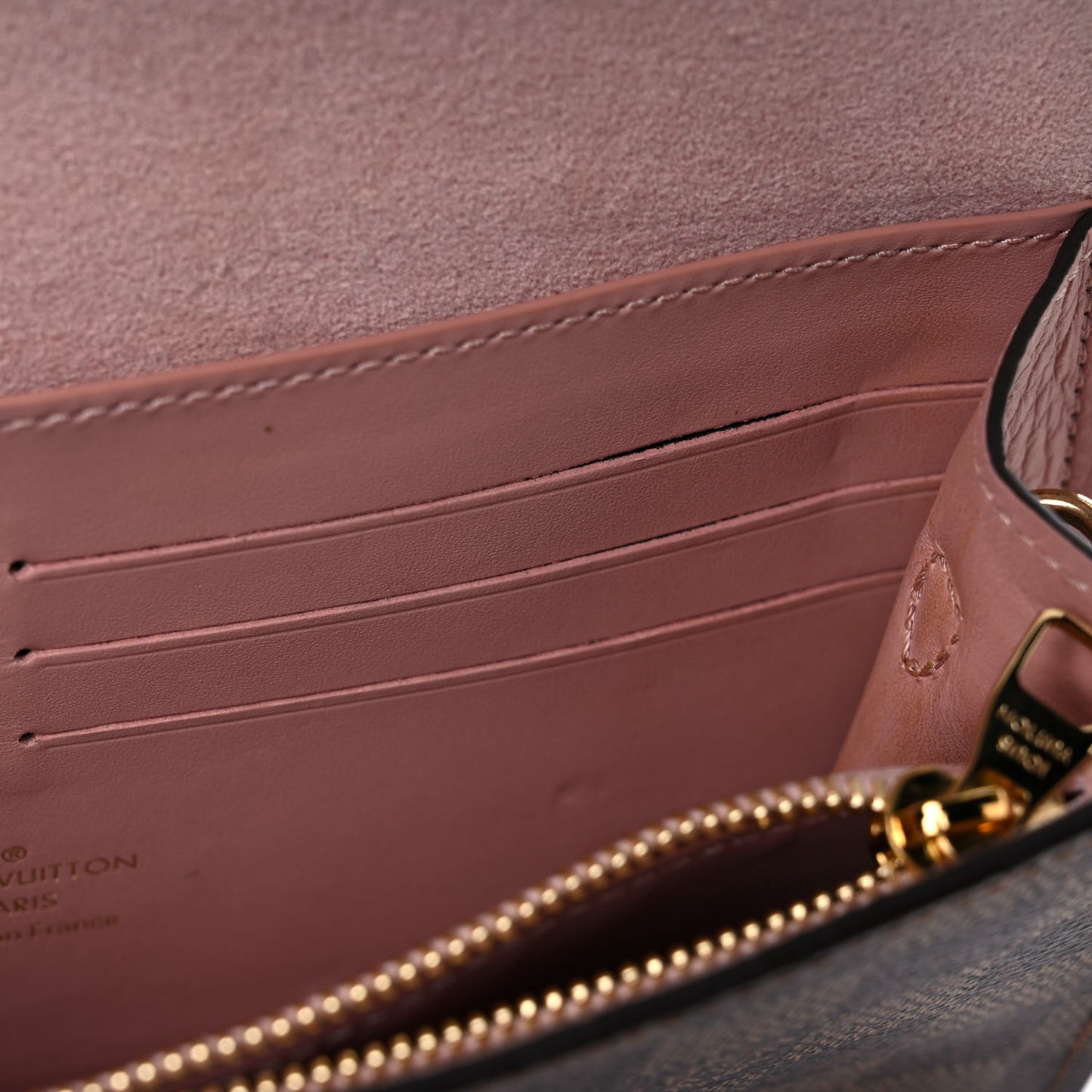 Damier Ebene Croisette Chain Wallet Magnolia