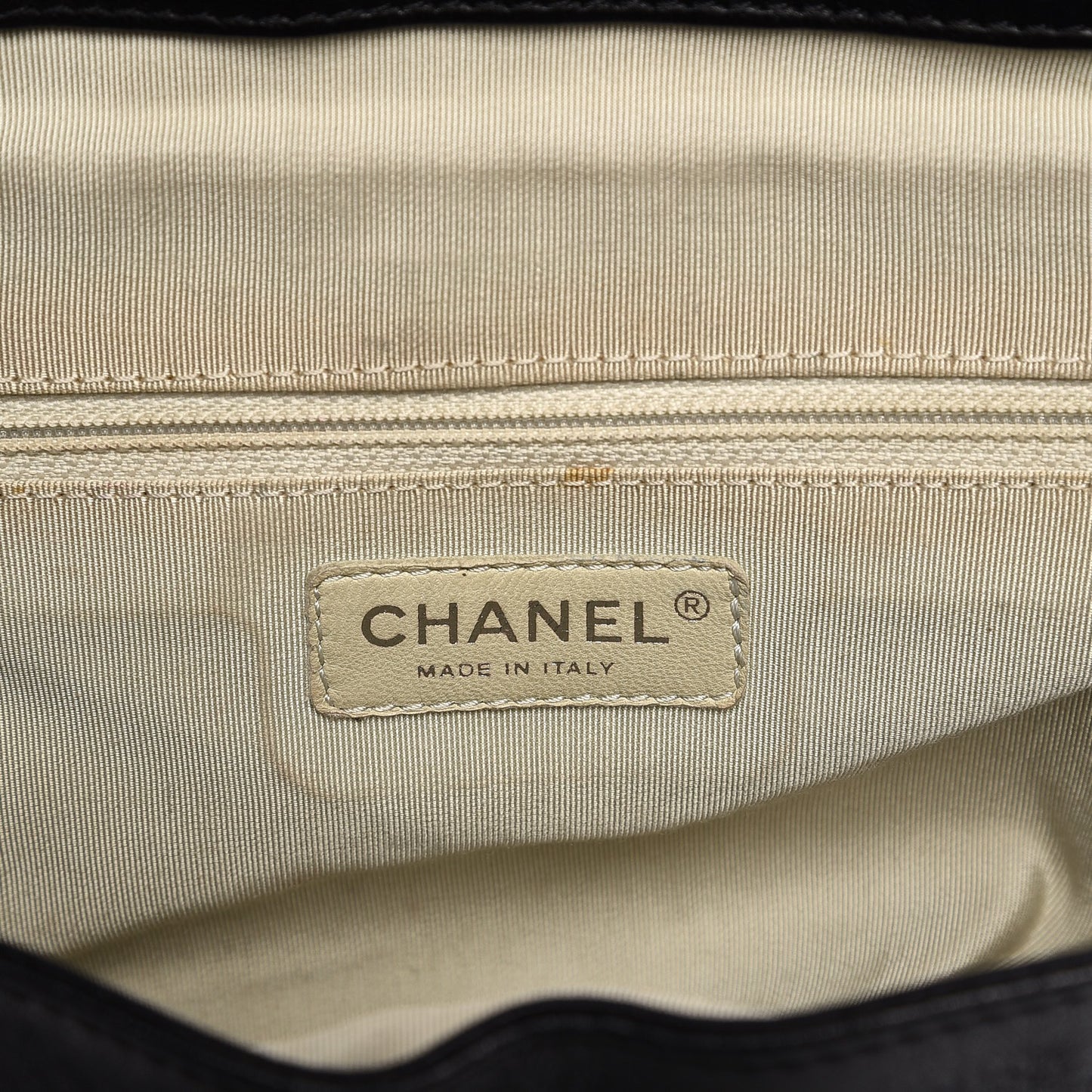 Washed Lambskin Quilted Large Chain Around Messenger Black