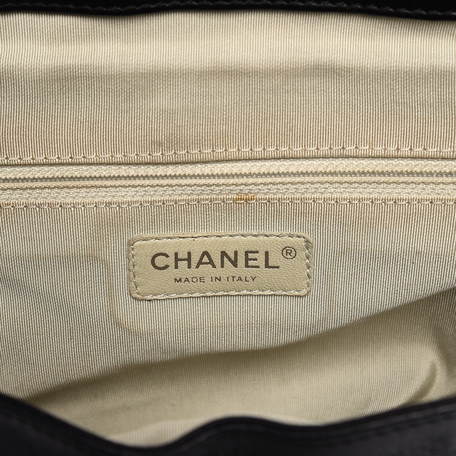 Chanel Washed Lambskin Quilted Large Chain Around Messenger Black 6 of 10