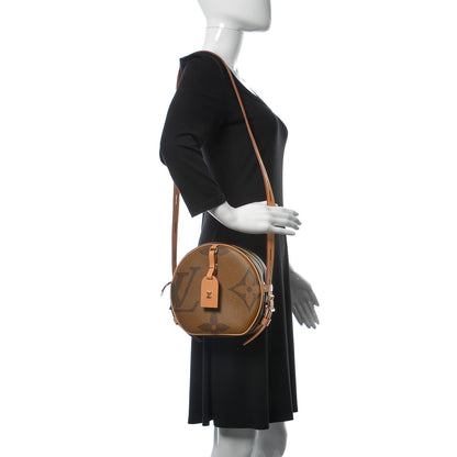 Louis Vuitton Reverse Monogram Giant Boite Chapeau Souple 2 of 7