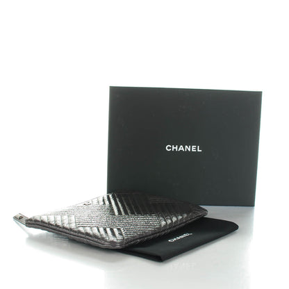 Chanel Distressed Patent Chevron Quilted Medium CC Crossing Cosmetic Case Grey 4 of 7