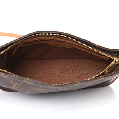 Louis Vuitton Monogram Trotteur 4 of 11