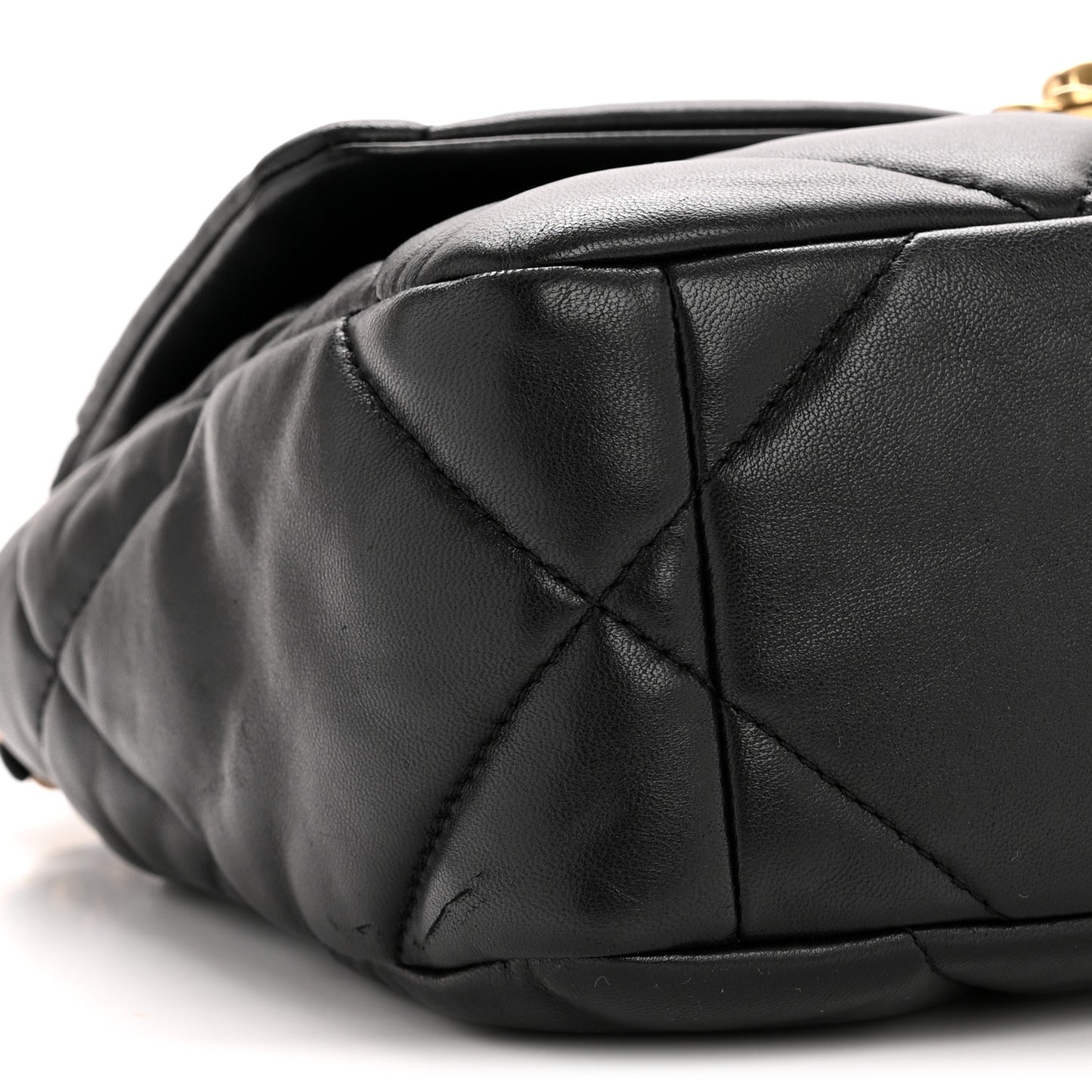 Lambskin Quilted Medium Chanel 19 Flap Black