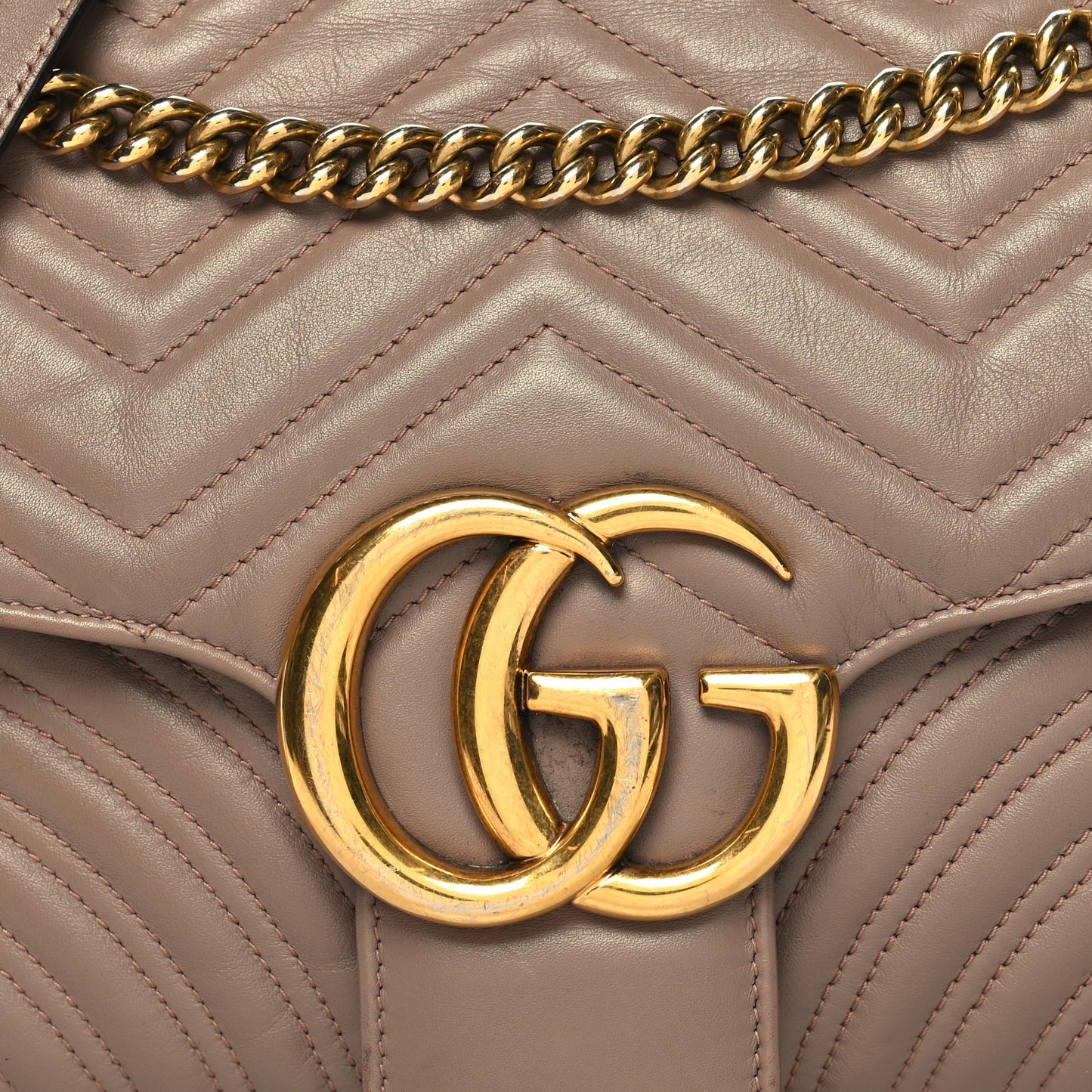 Calfskin Matelasse Medium GG Marmont Shoulder Bag Porcelain Rose