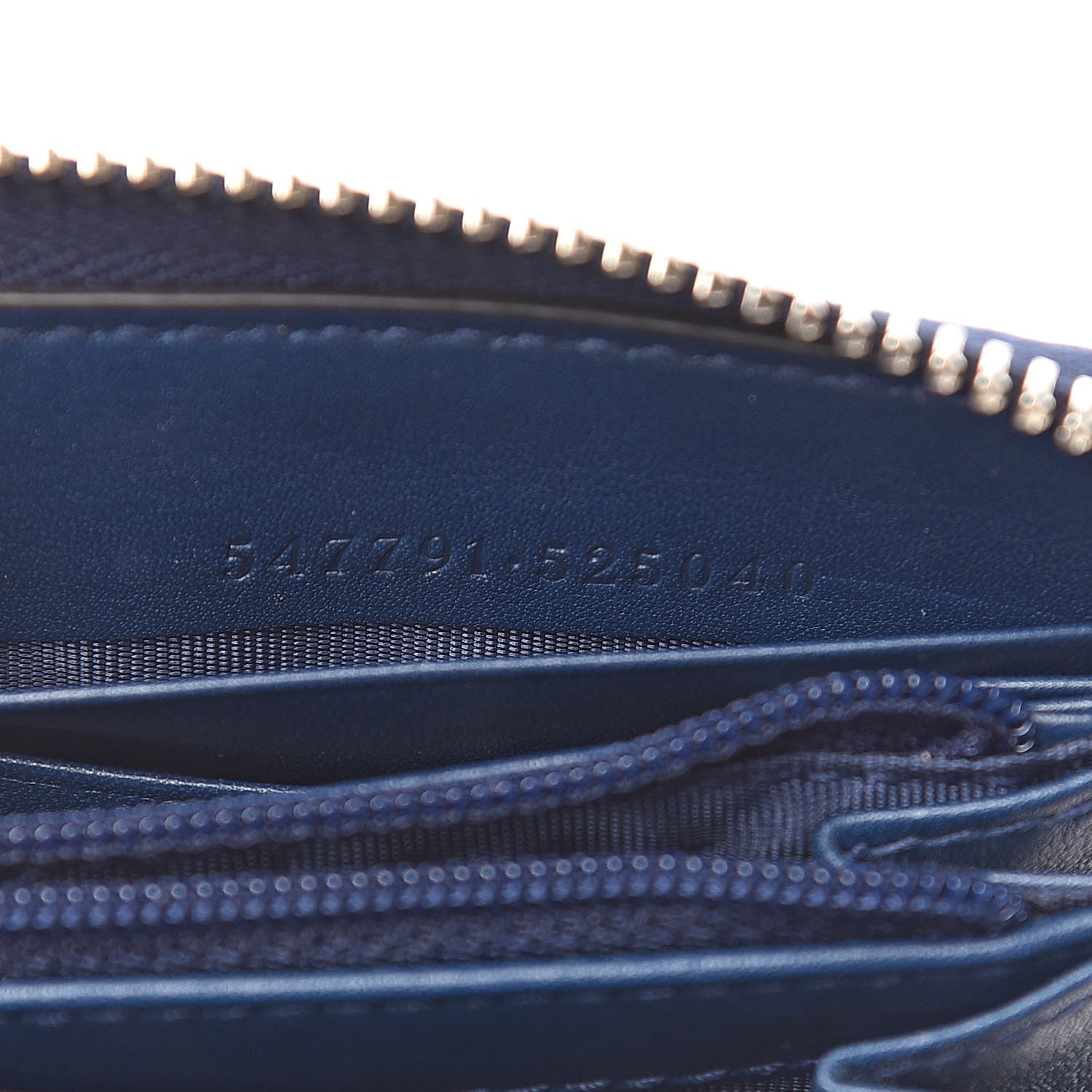 Gucci X MLB Guccissima Signature NY Yankees Embroidered Zip Around Wallet Royale Ivory 7 of 8