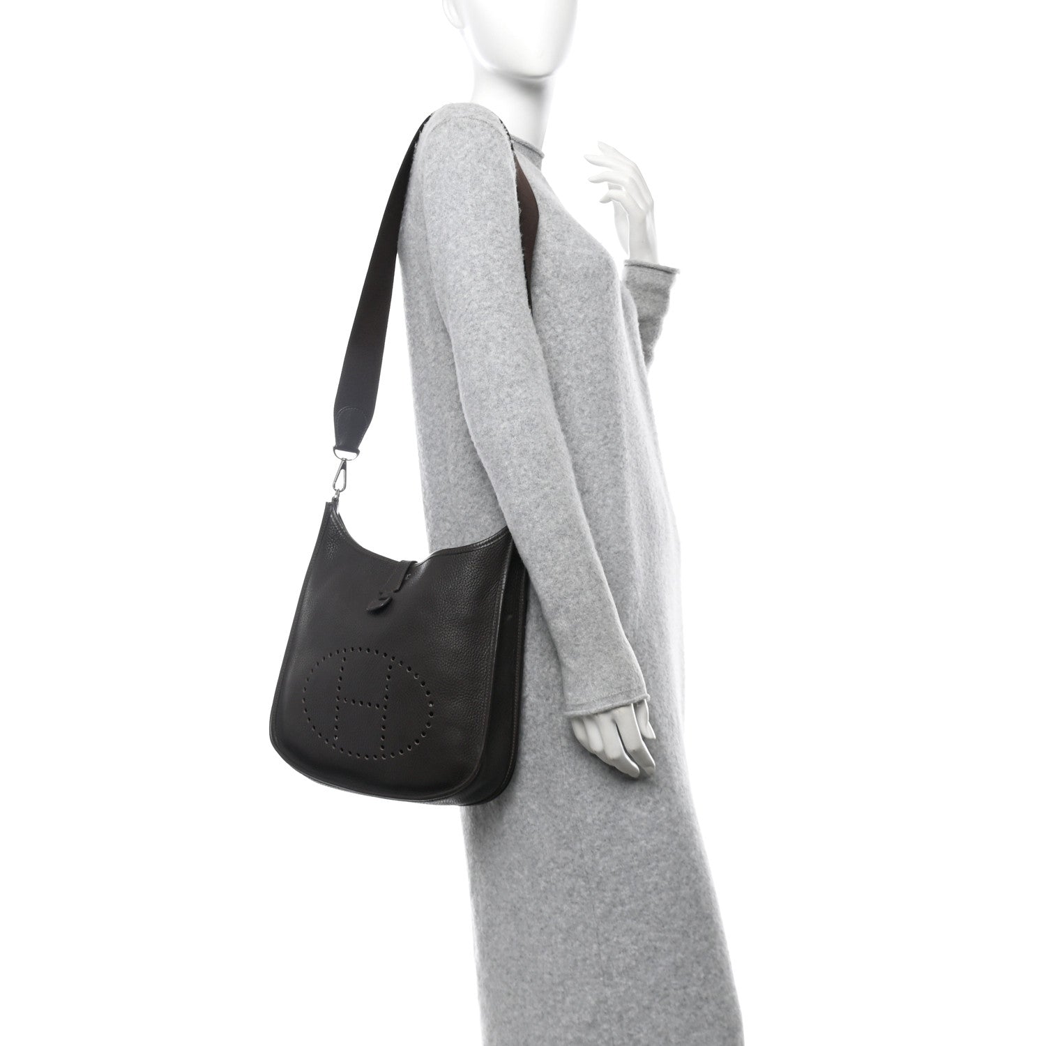Hermes Taurillon Clemence Evelyne II PM Chocolate 2 of 11