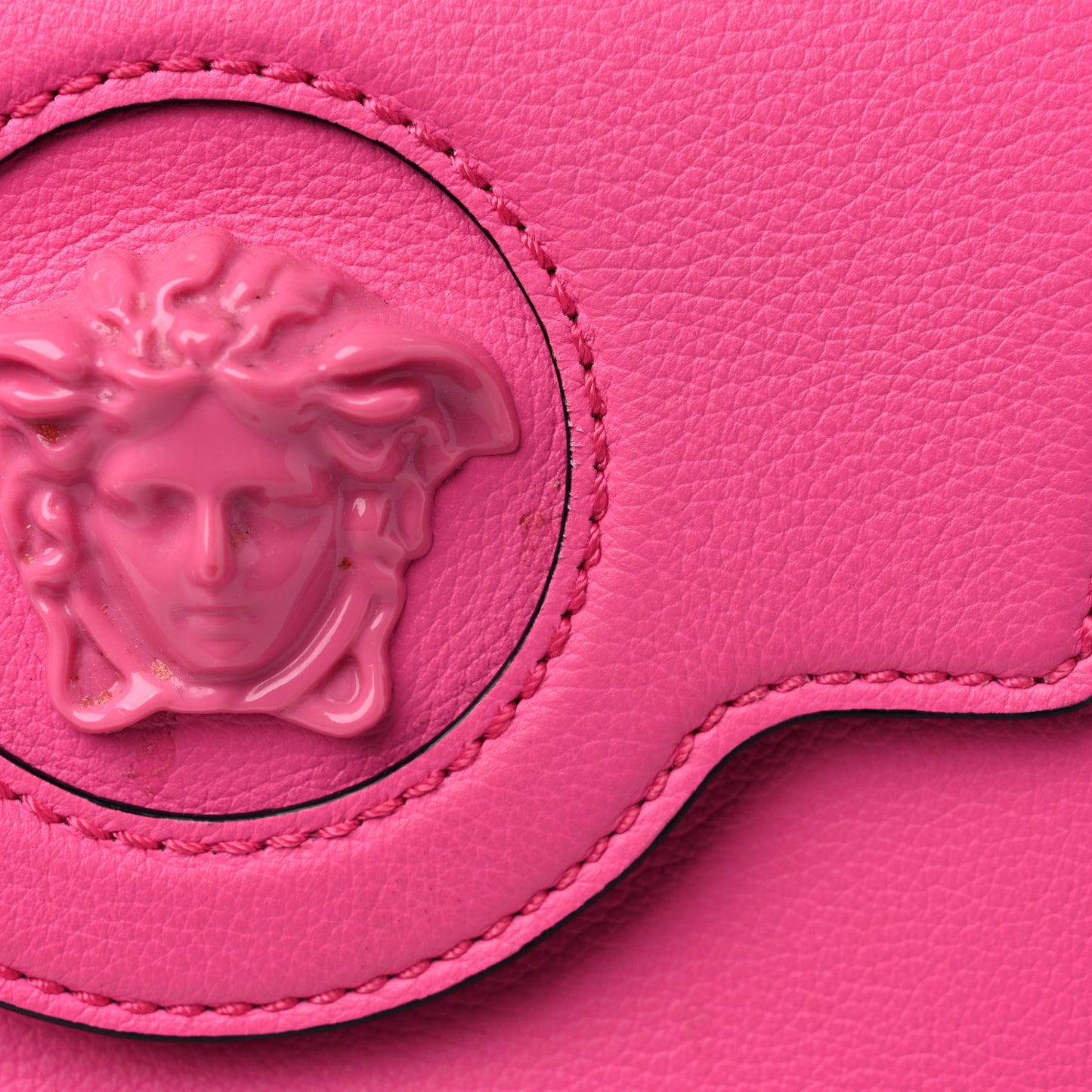Grained Calfskin Small La Medusa Top Handle Bag Fuchsia