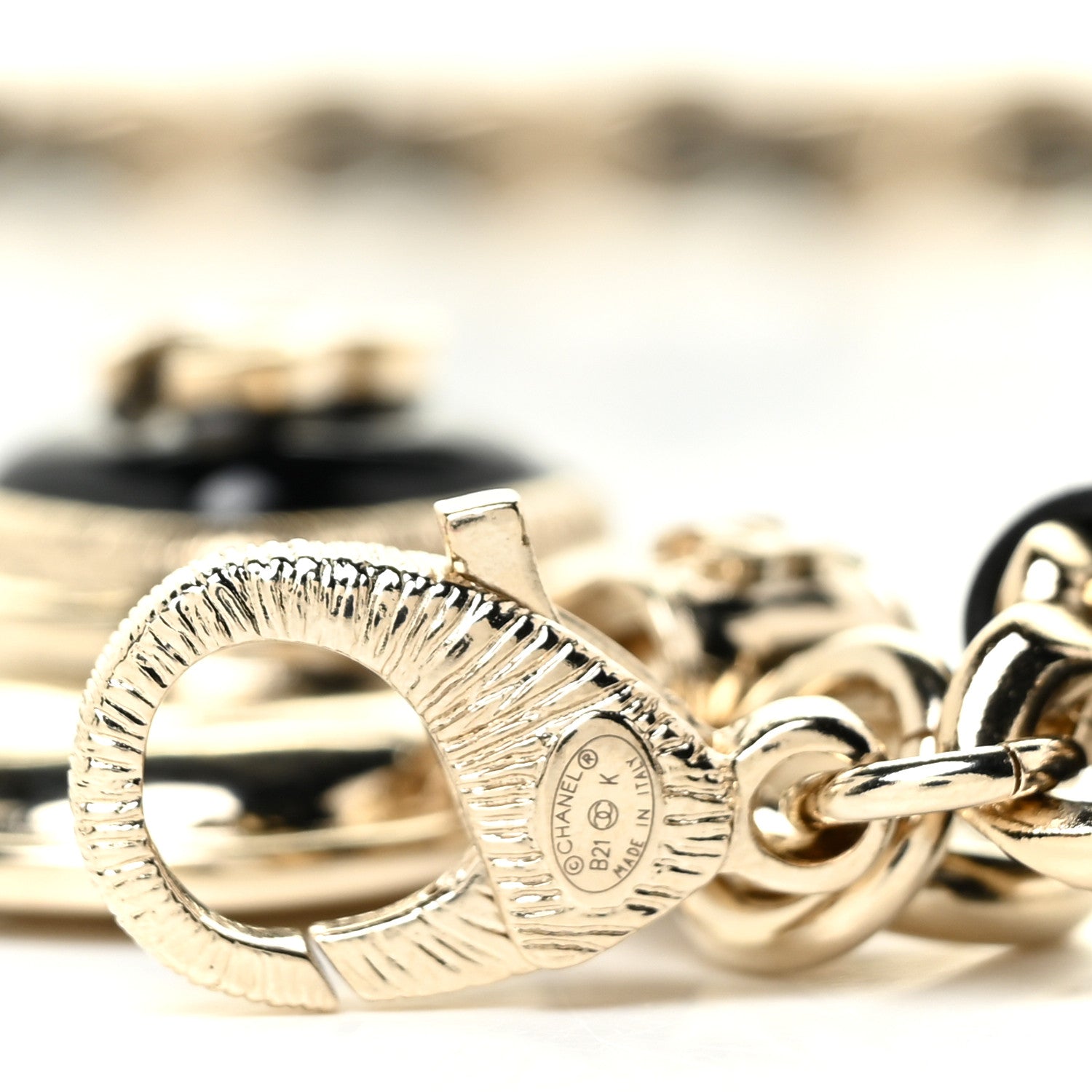 Chanel Lambskin Enamel CC Heart Chain Belt Black Gold 3 of 3