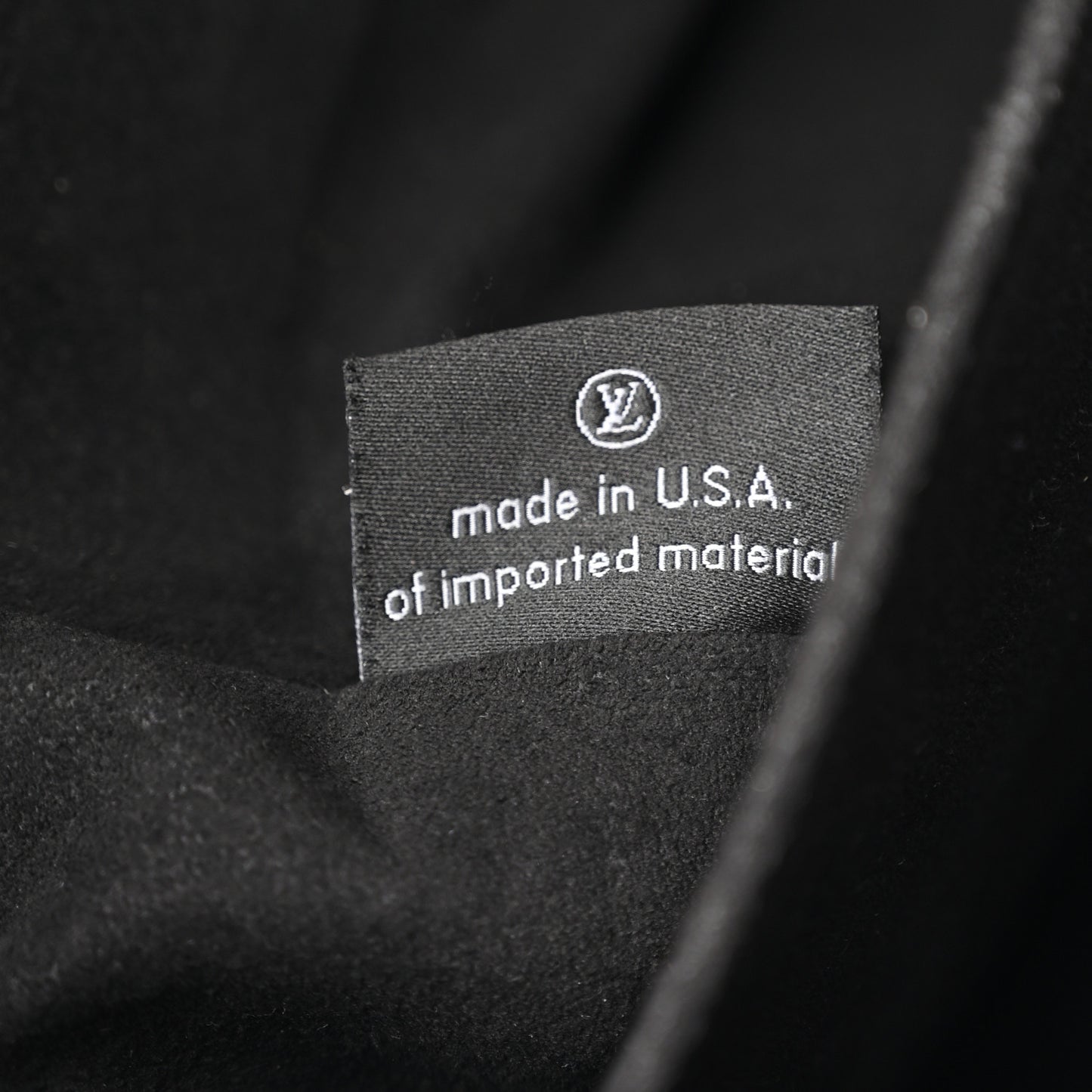 Reverse Monogram Pochette Metis