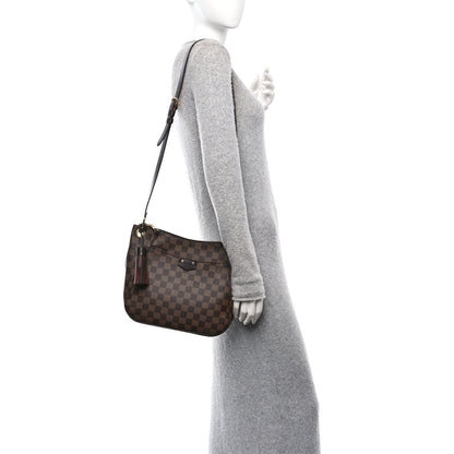 Louis Vuitton Damier Ebene South Bank Besace 2 of 9