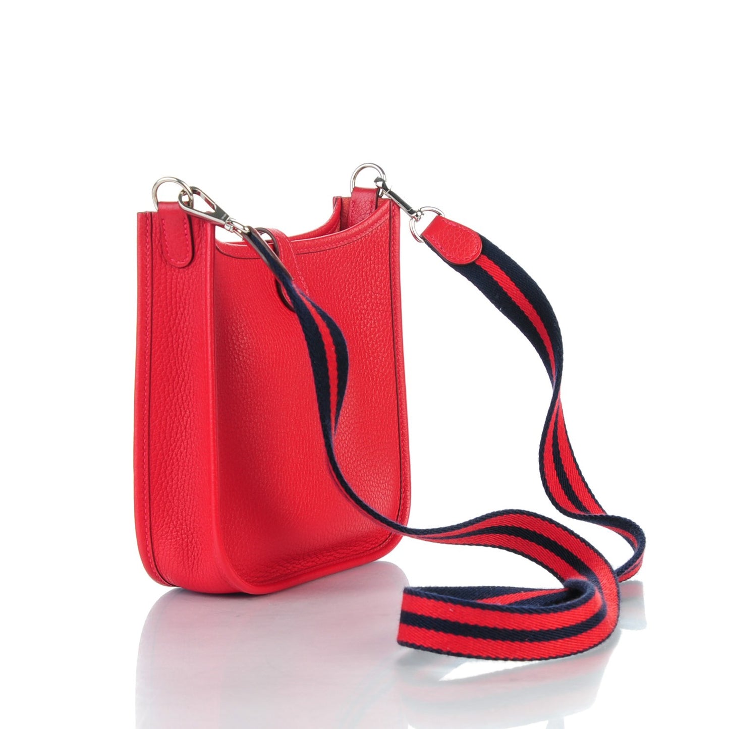 Taurillon Clemence Amazone Evelyne TPM Rouge Casaque Bleu Saphir