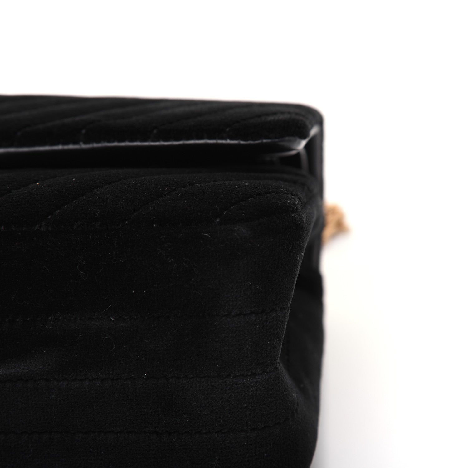 Chanel Velvet Chevron Quilted 2.55 Reissue 225 Flap Black 16 of 17