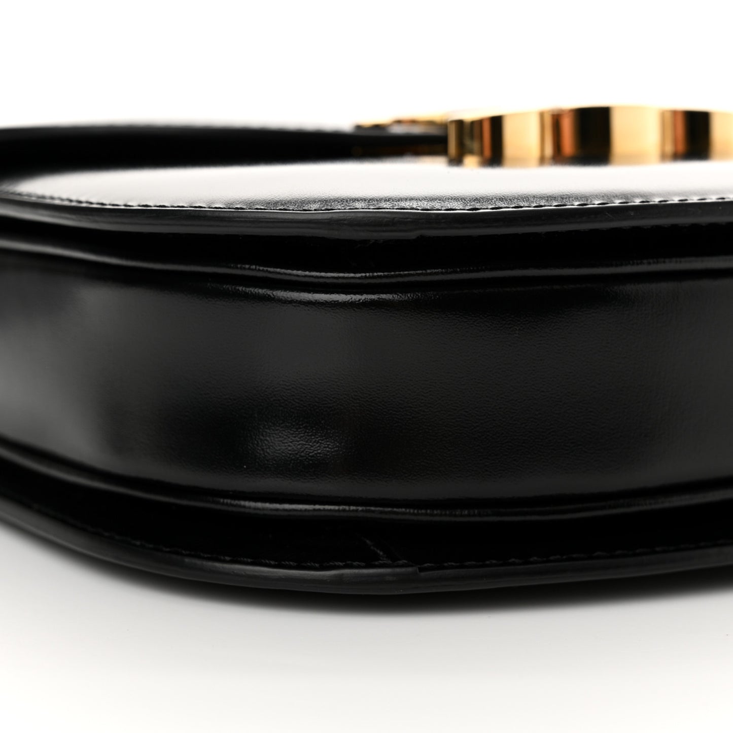 Shiny Calfskin Besace Clea Chain Triomphe Black