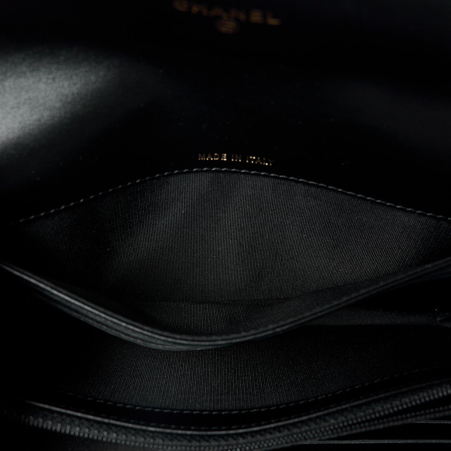 Caviar Quilted Filigree Large Gusset Flap Wallet Black