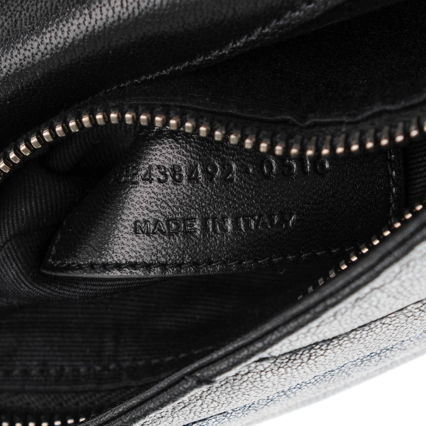 Sheepskin Matelasse Chevron Monogram College Chain Wallet Black