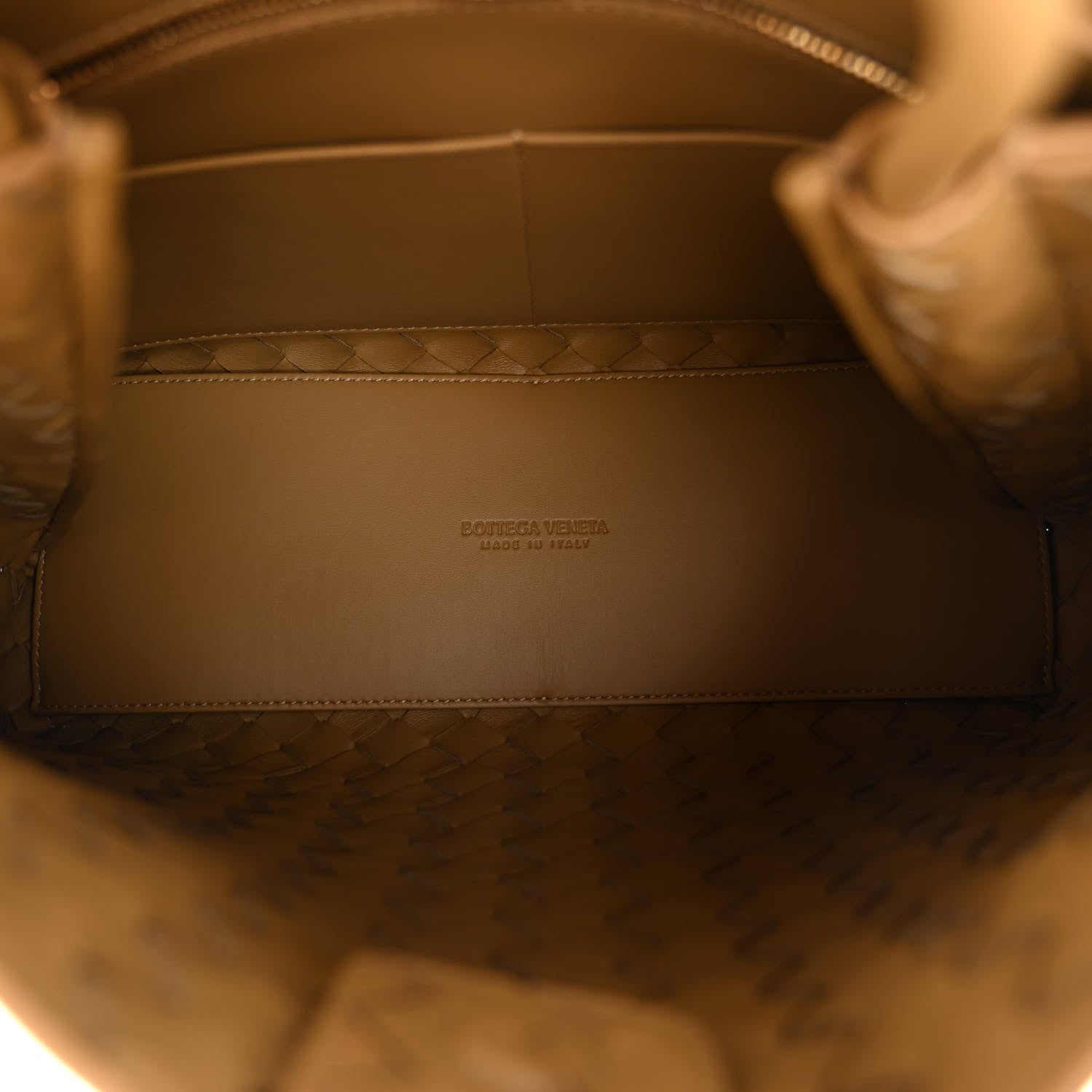 Bottega Veneta Nappa Intrecciato Medium Andiamo Shoulder Bag Dark Praline 5 of 9