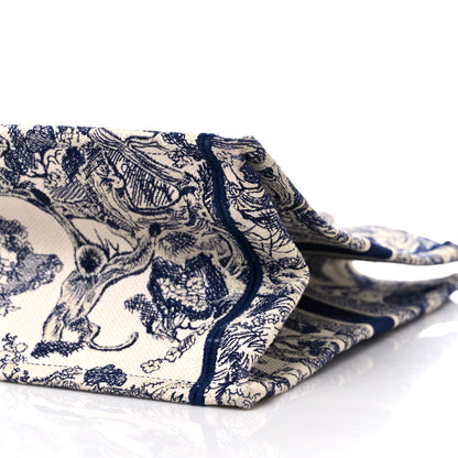 Christian Dior Canvas Embroidered Large Dioriviera Toile De Jouy Book Tote Blue 8 of 9