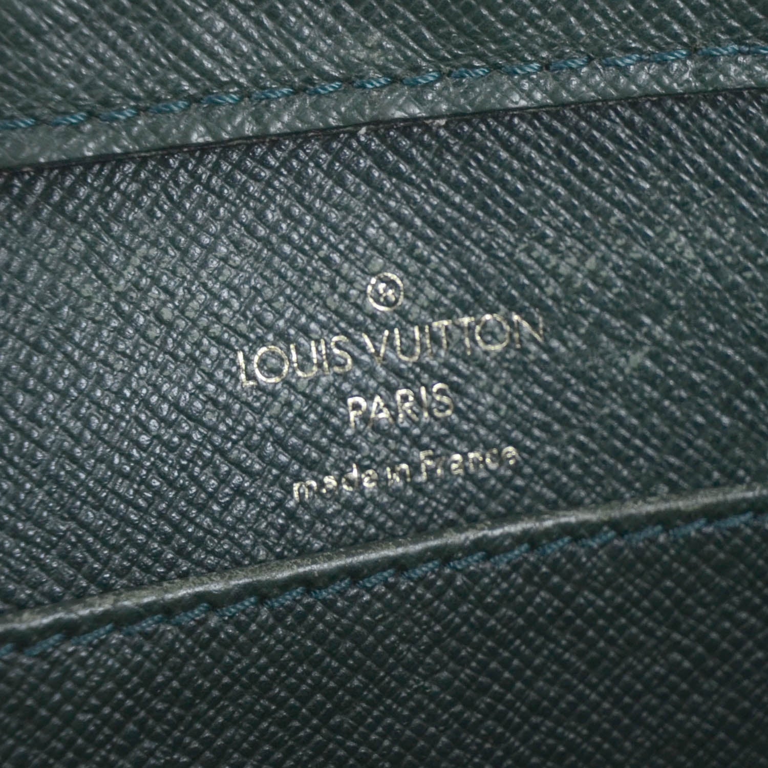 Louis Vuitton Taiga Pochette Baikal 10 of 12