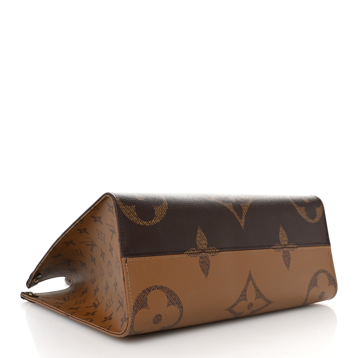 Reverse Monogram Giant Onthego MM