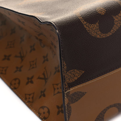 Louis Vuitton Reverse Monogram Giant Onthego GM 13 of 17