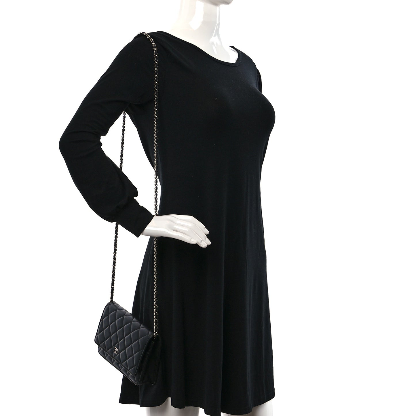 Lambskin Quilted Wallet On Chain WOC Black
