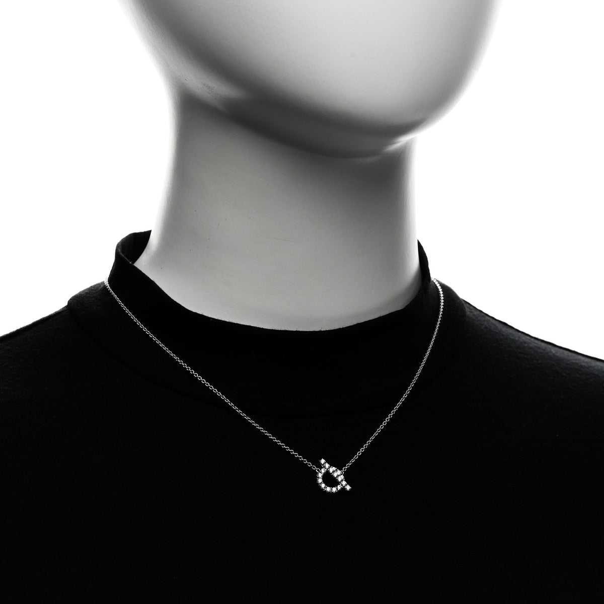 18K White Gold Diamond Finesse Pendant Necklace