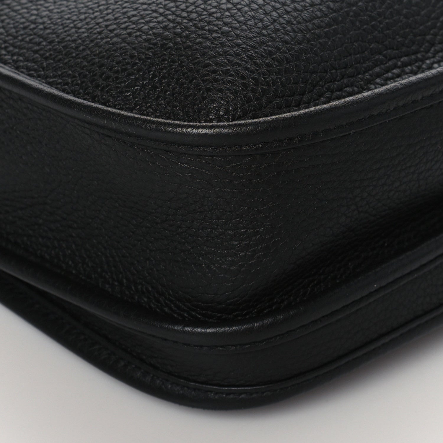 Hermes Taurillon Clemence Evelyne III PM Black 9 of 10