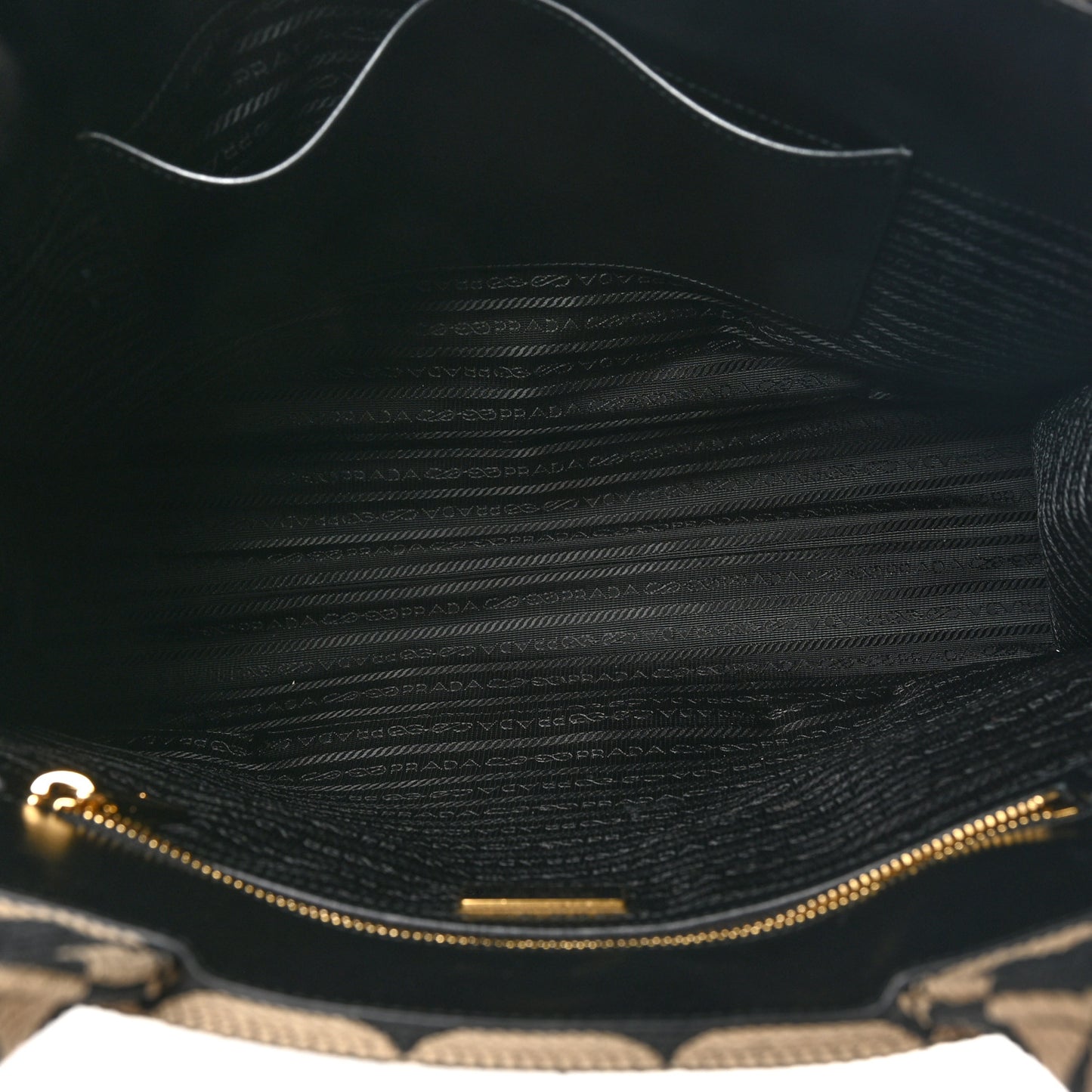 Jacquard Saffiano Triangolo Symbole Embroidered Large Tote Black Corda