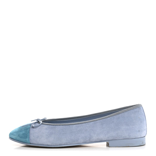 Suede Calfskin Cap Toe CC Ballerina Flats 39.5 Light Blue Turquoise