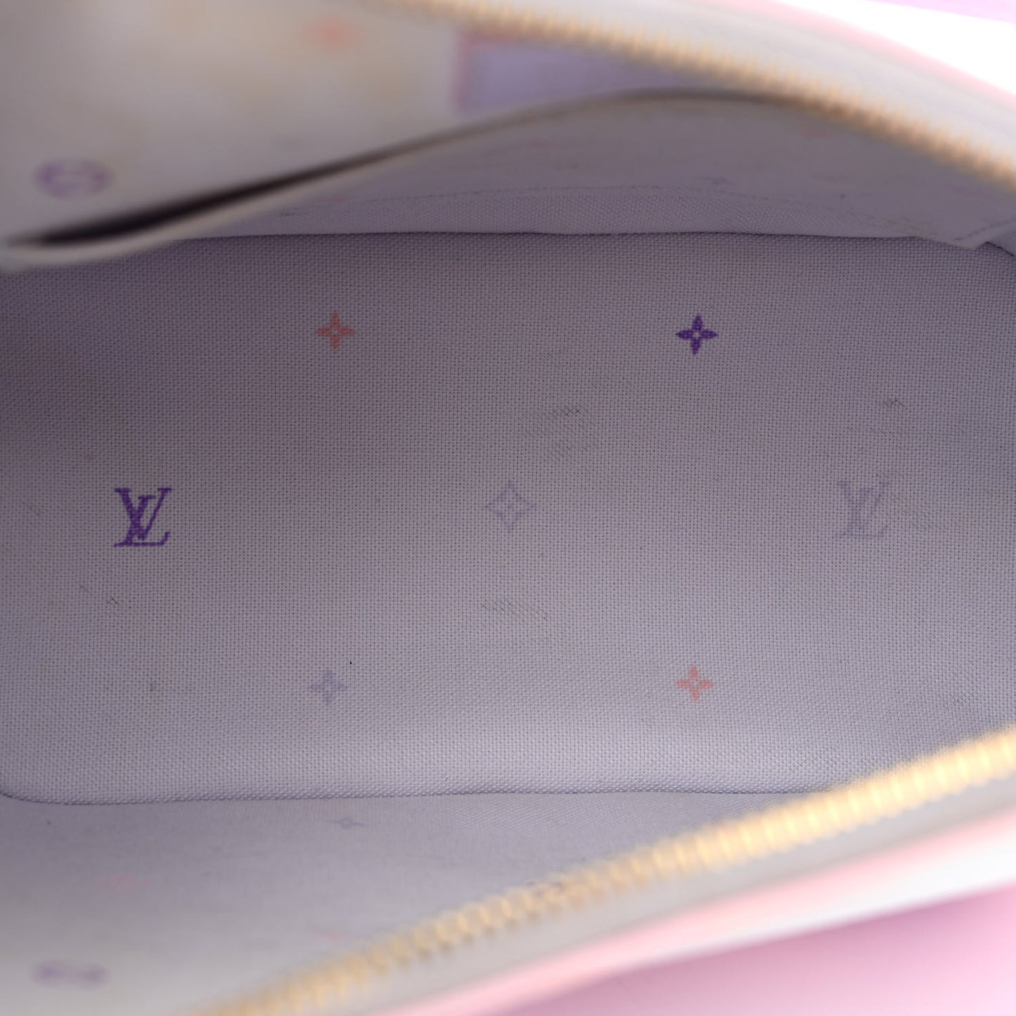 Monogram Giant Spring In The City Marshmallow Hobo PM Sunrise Pastel