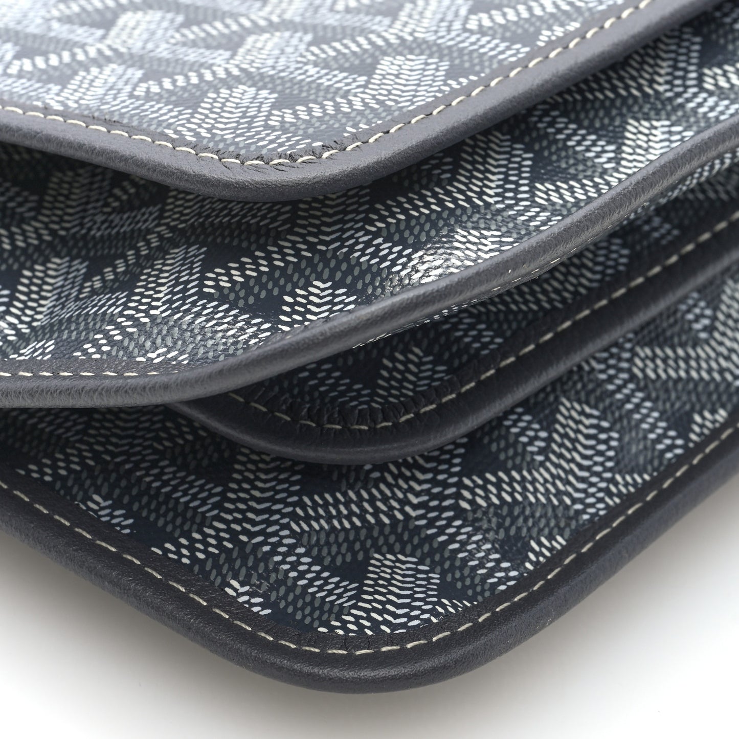 Goyardine Plumet Wallet Clutch Grey