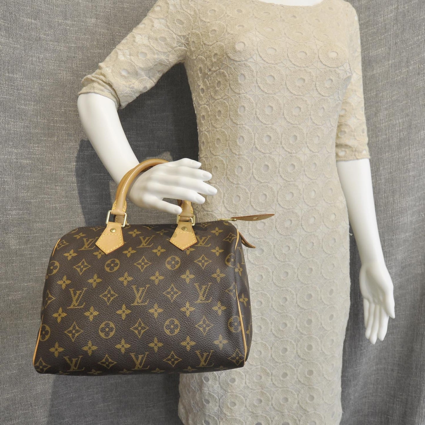 Monogram Speedy 25