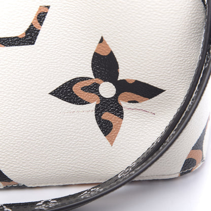 Louis Vuitton Monogram Giant Jungle NéoNoé Ivory 7 of 10
