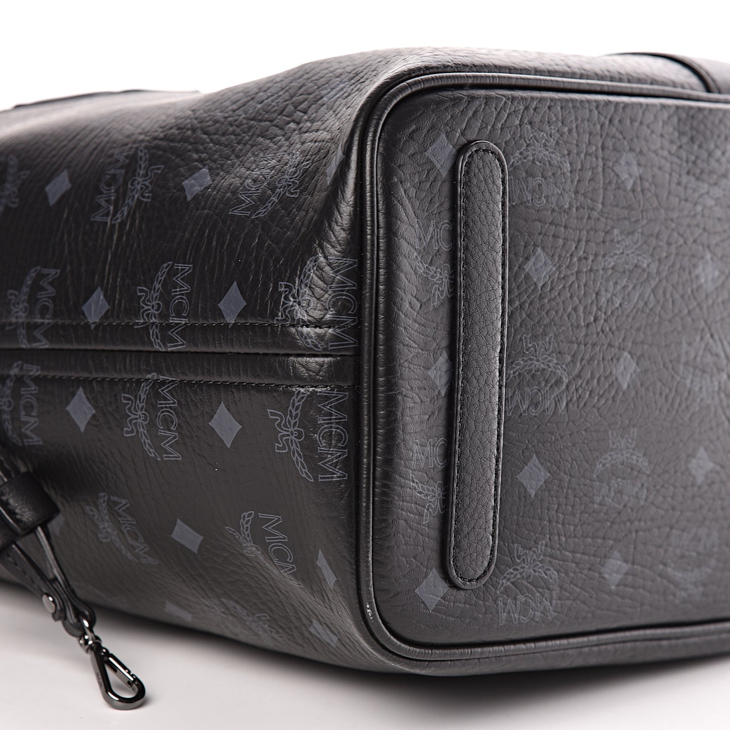 Visetos Medium Liz Reversible Shopper Tote Black