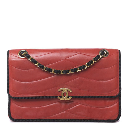 Chanel Lambskin Scallop Quilted Single Flap Red Black 1 of 11