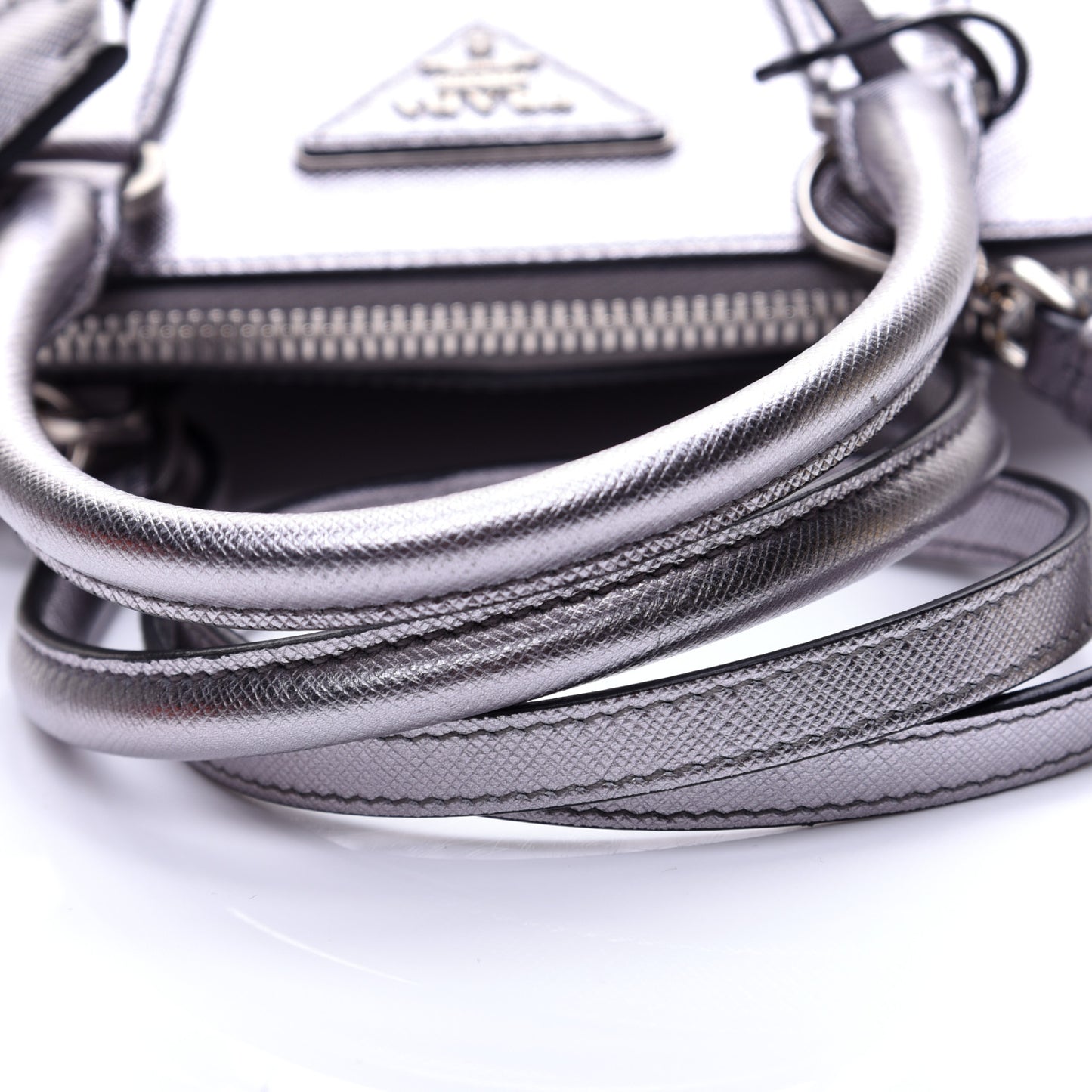 Saffiano Lux Small Promenade Tote Cromo