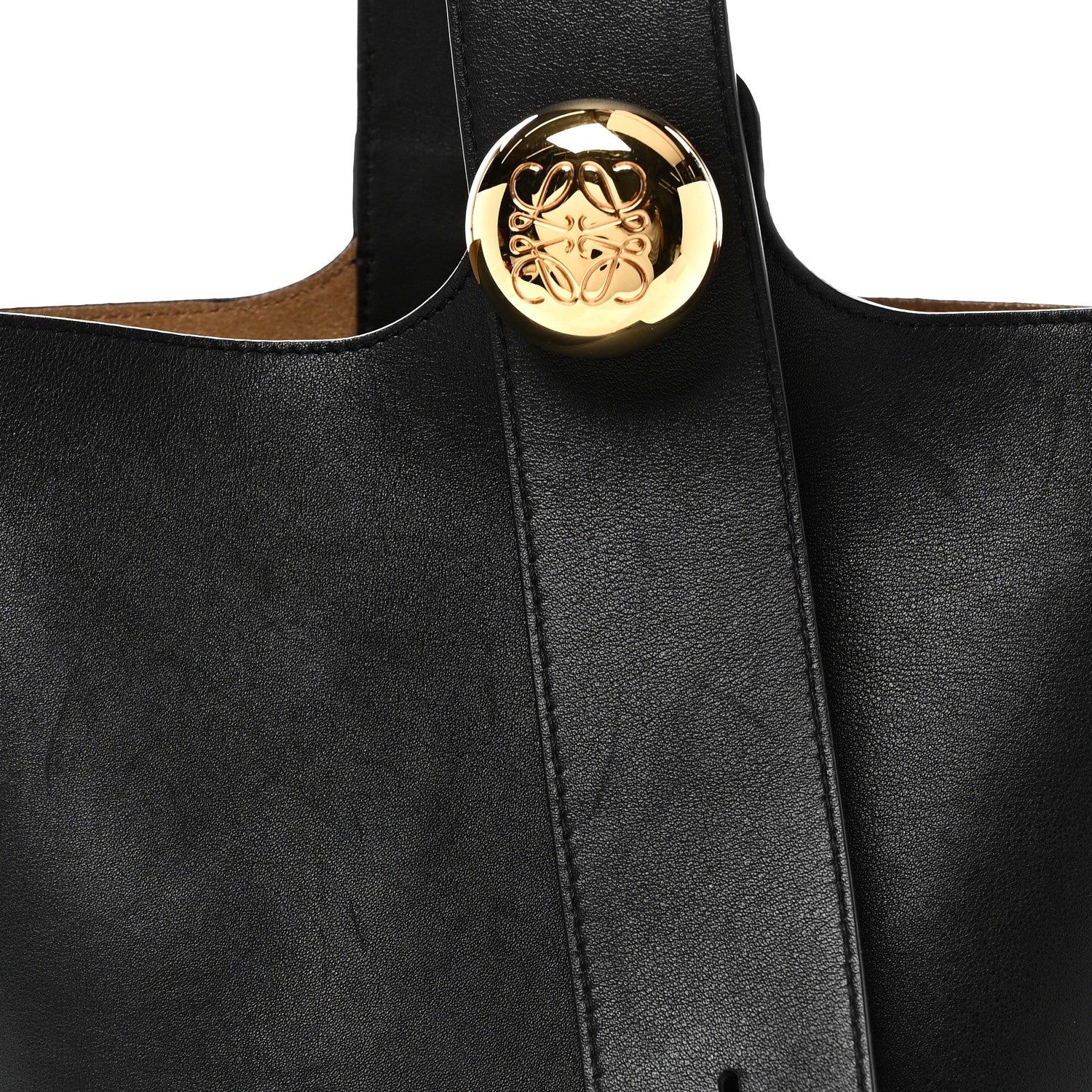 Loewe Smooth Calfskin Medium Pebble Bucket Bag Black 7 of 9